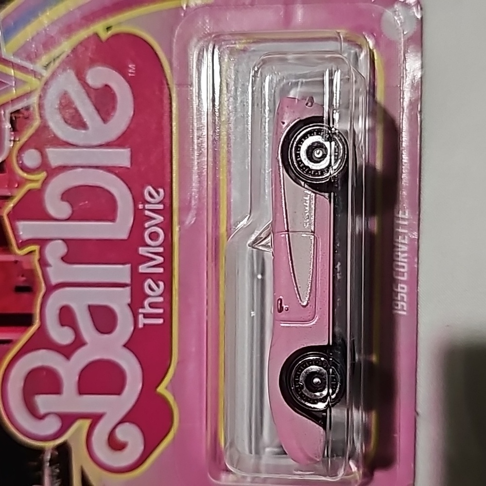 Hot Wheels From the Movie Barbie Corvette - Picture 2 of 4